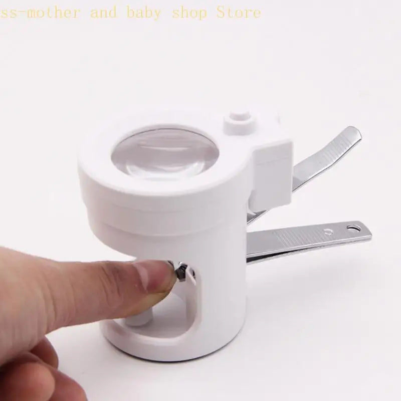 Magnifying Nail Cutter With LED Light